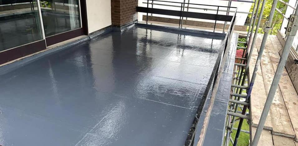Flat Roofs in Oldham | GRP or Felt Roofs